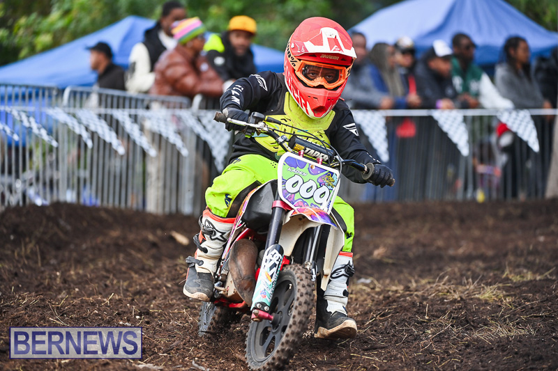 Scrambling Coney Island Bermuda Dec 28 2025 AW-136