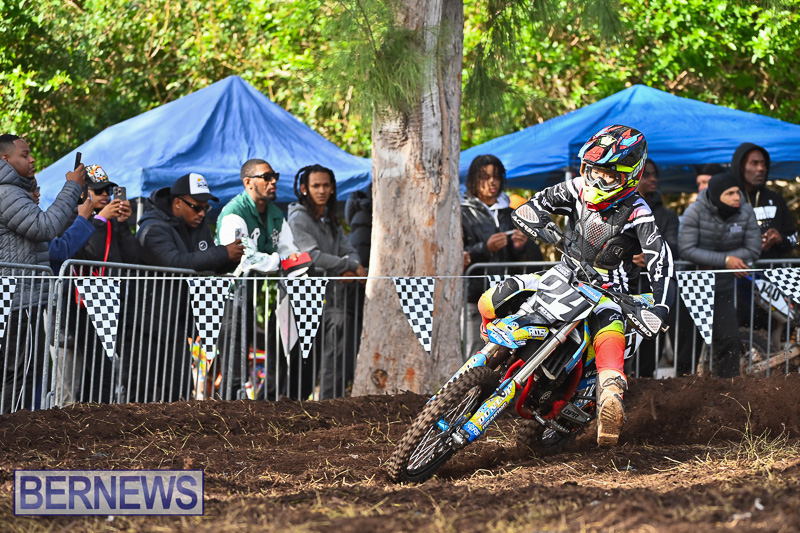 Scrambling Coney Island Bermuda Dec 28 2025 AW-139