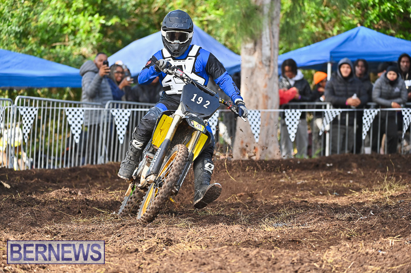 Scrambling Coney Island Bermuda Dec 28 2025 AW-143
