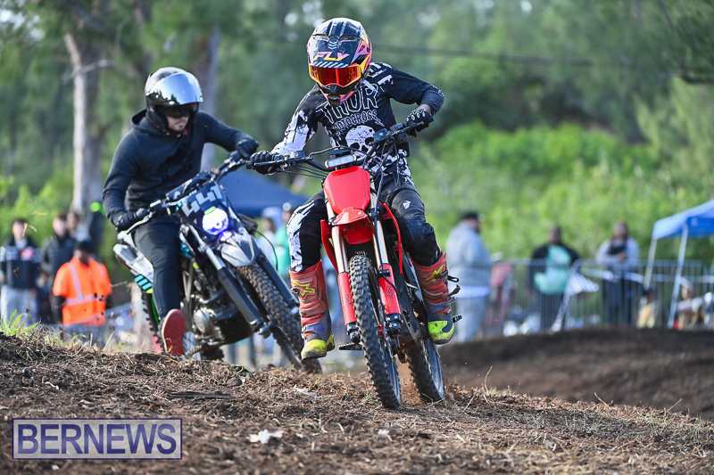 Scrambling Coney Island Bermuda Dec 28 2025 AW-146