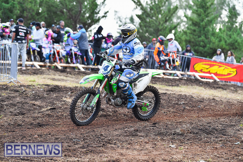 Scrambling Coney Island Bermuda Dec 28 2025 AW-159