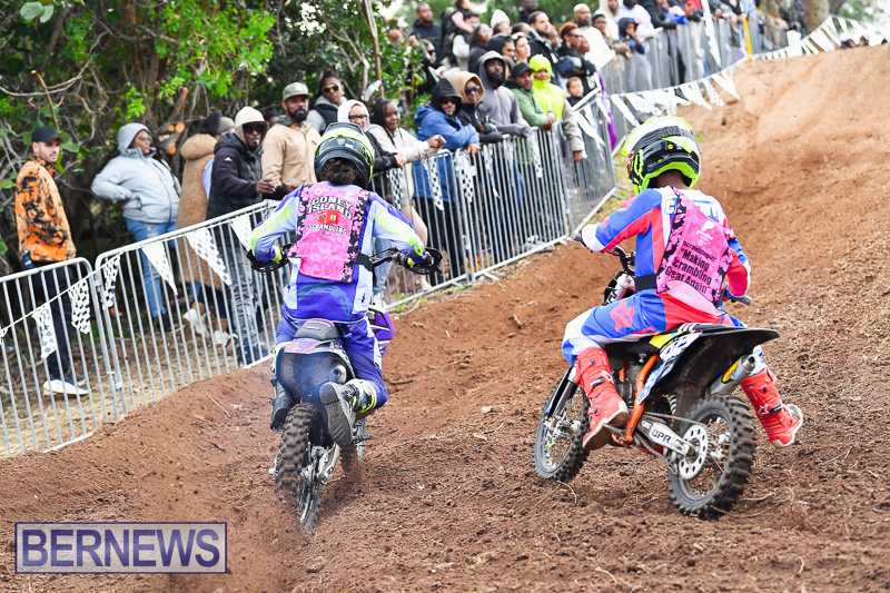 Scrambling Coney Island Bermuda Dec 28 2025 AW-177