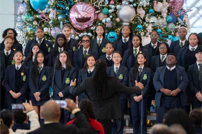 Skyport’s Great Christmas Carol-Off Winners Bermuda Dec 2025 (12)