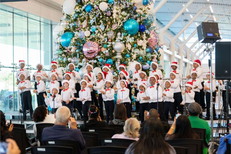 Skyport’s Great Christmas Carol-Off Winners Bermuda Dec 2025 (14)
