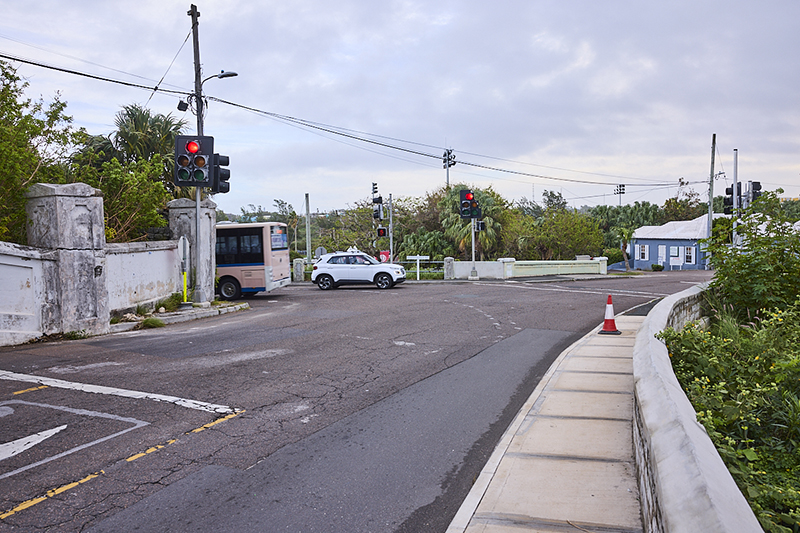 Traffic Lights Bermuda Dec 11 2025 3