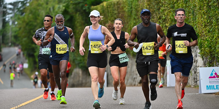 Photo Set I: PwC Bermuda Full & Half Marathon