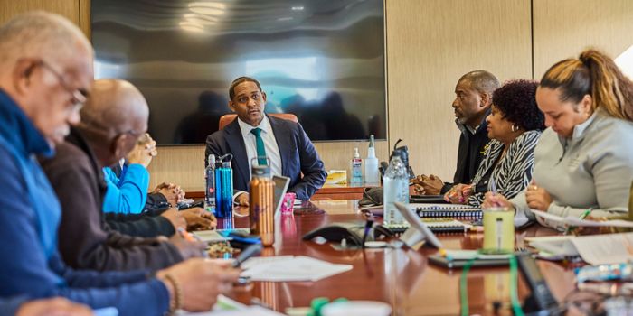 Minister Outlines Transport Plans With PSVLB