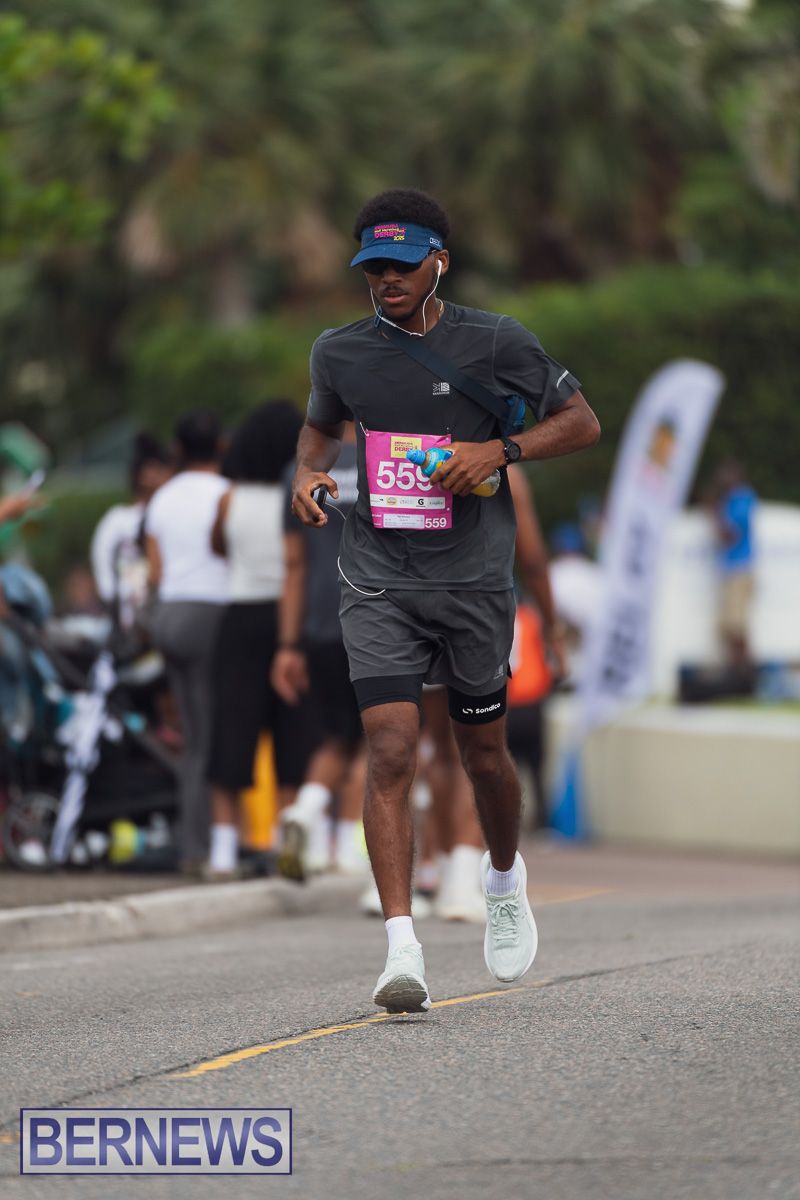2025 Bermuda Half Marathon Derby Bermuda May 2025 (58)