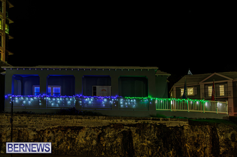 Christmas Lights (Ham) Bermuda December 2025 DF-2