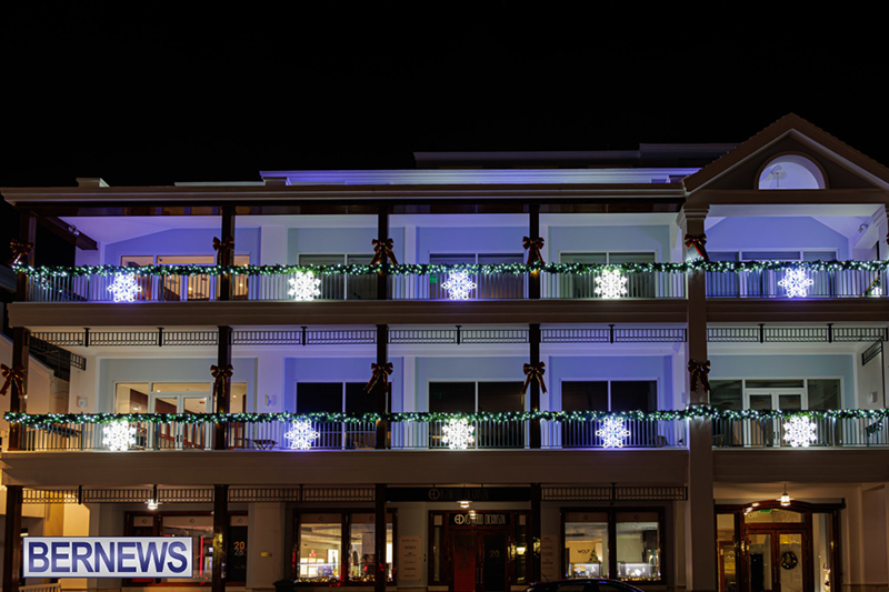 Christmas Lights (Ham) Bermuda December 2025 DF-21