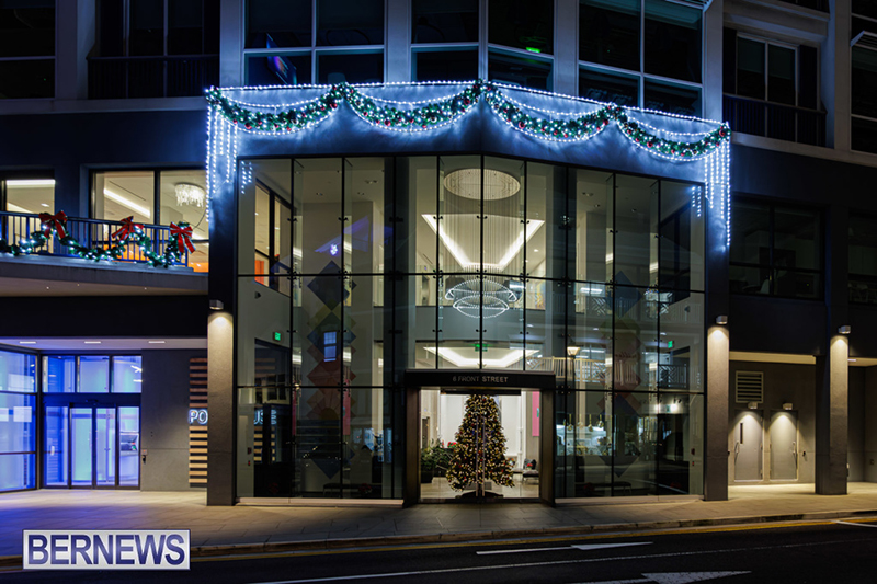 Christmas Lights (Ham) Bermuda December 2025 DF-22