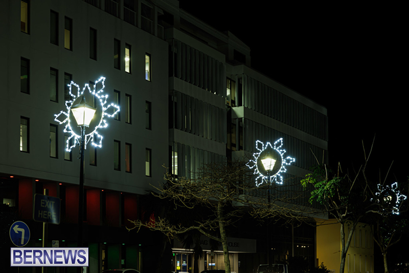 Christmas Lights (Ham) Bermuda December 2025 DF-30