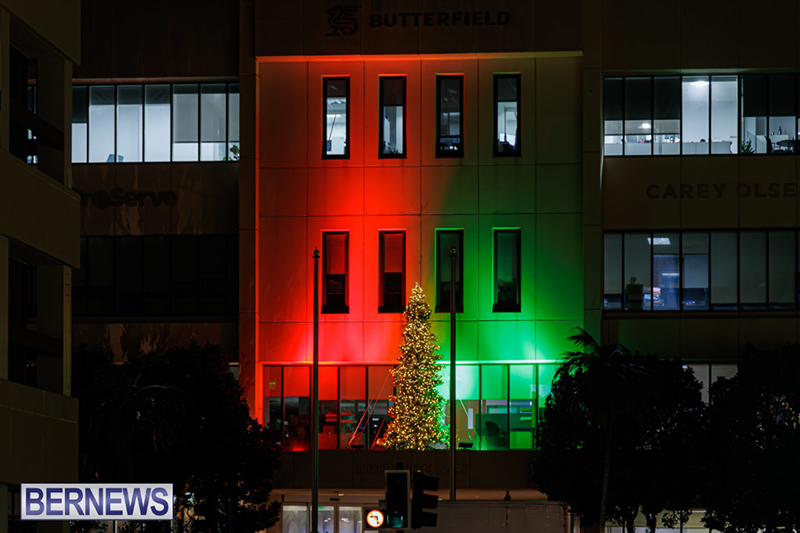 Christmas Lights (Ham) Bermuda December 2025 DF-33