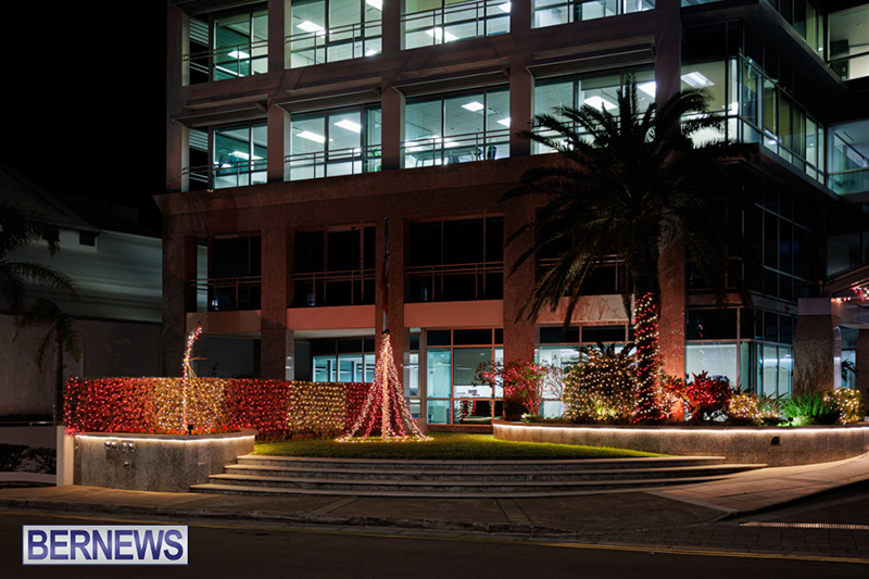 Christmas Lights (Ham) Bermuda December 2025 DF-4