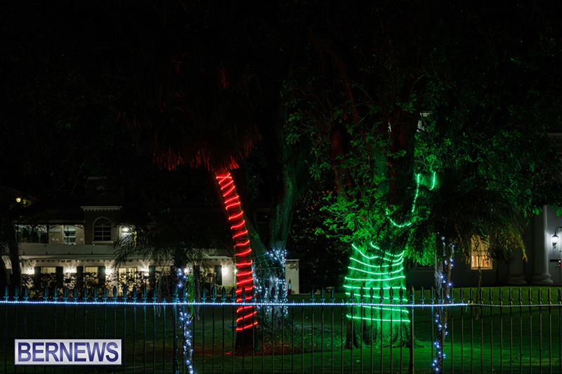 Christmas Lights (Ham) Bermuda December 2025 DF-7