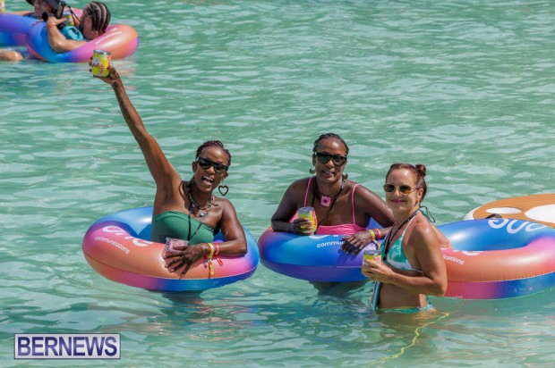 Carnival in Bermuda Waves June 13 2026-15