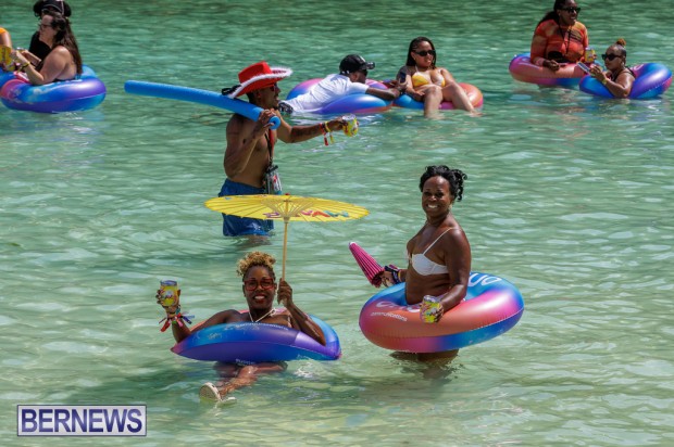 Carnival in Bermuda Waves June 13 2026-19